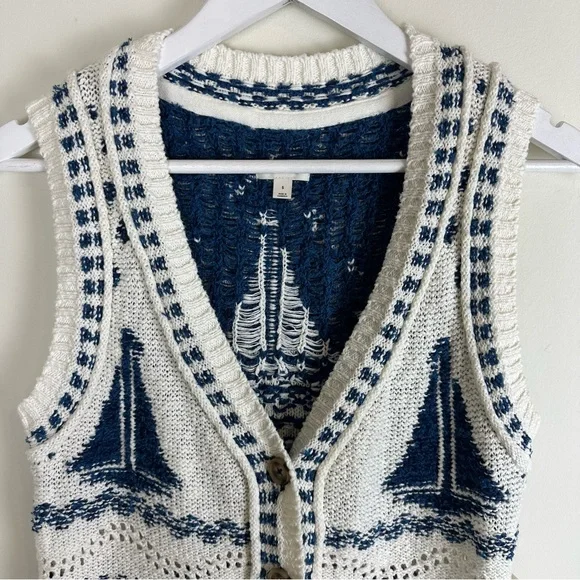 NWT Pilcro Sweater Vest Sailboats - Picture 4 of 9